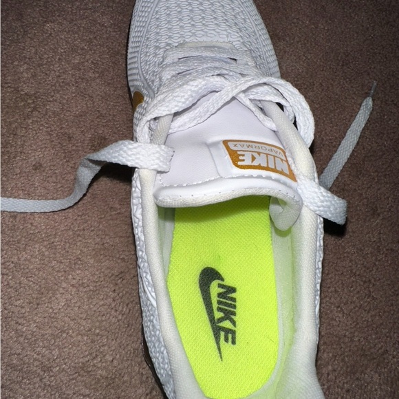 Brand new white Womens size 9 with matching backpack - Picture 5 of 12